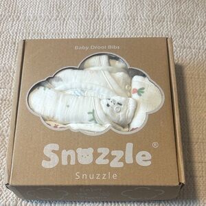 Cream Baby Drool Bibs - Soft Cotton 6 pieces. New in box.